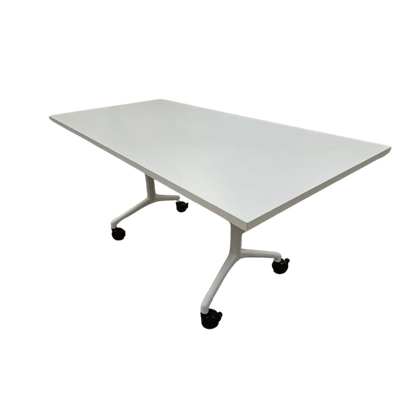 AG Flip table